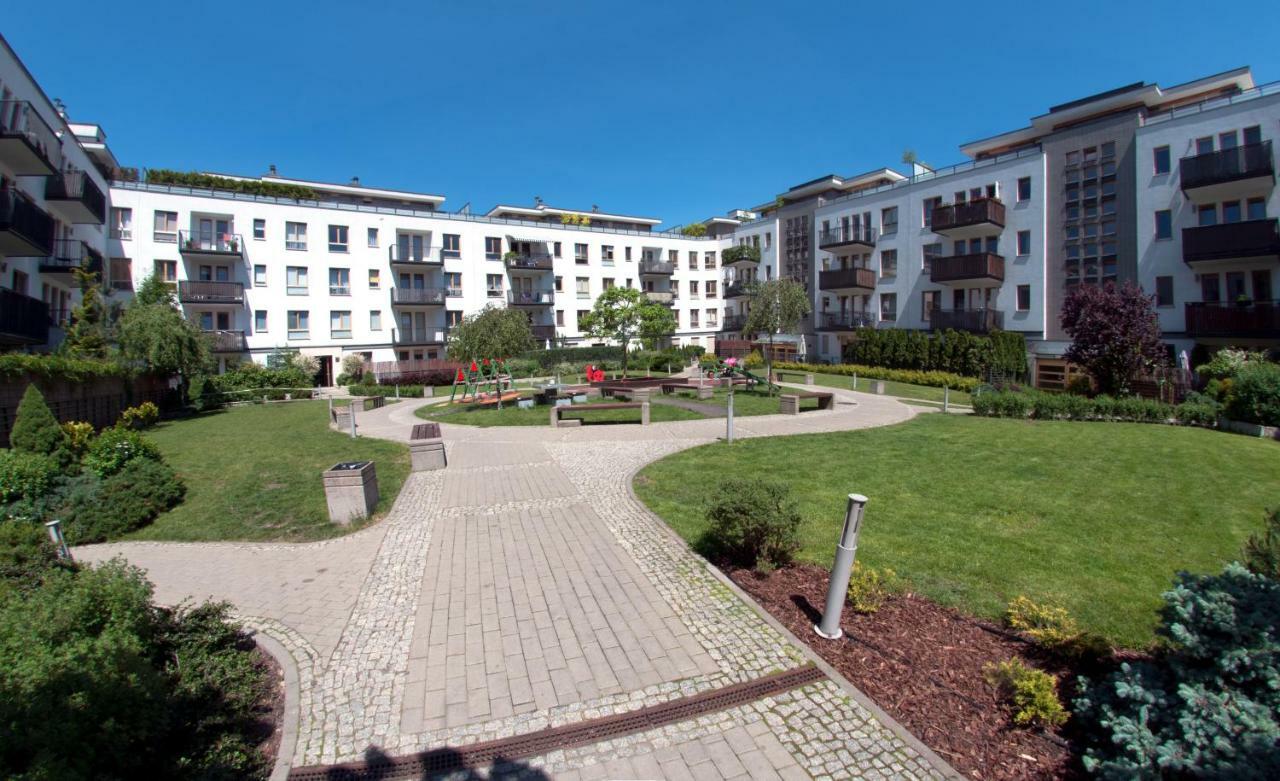 - Aparts Wilanów Ledóchowska * Warszawa