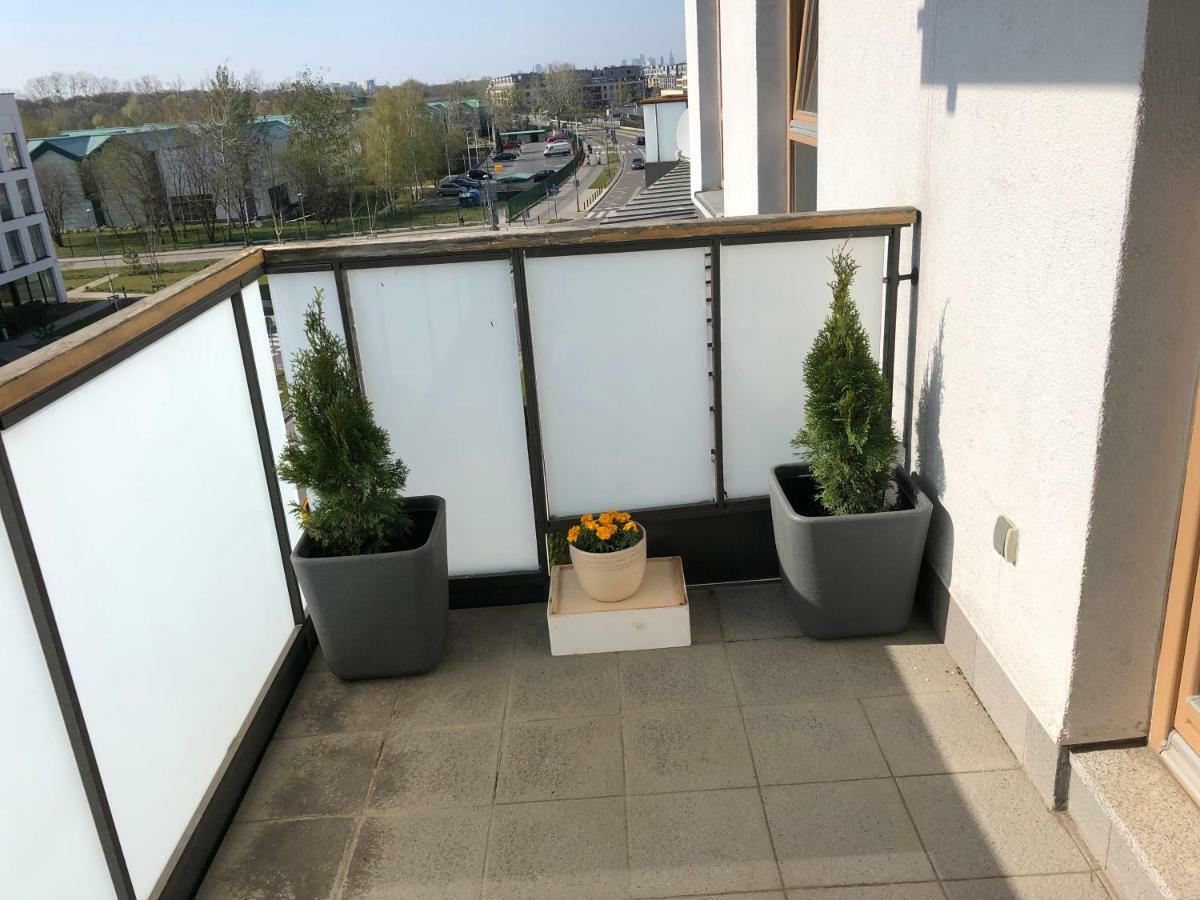 - Aparts Wilanów Ledóchowska Apartament Warszawa