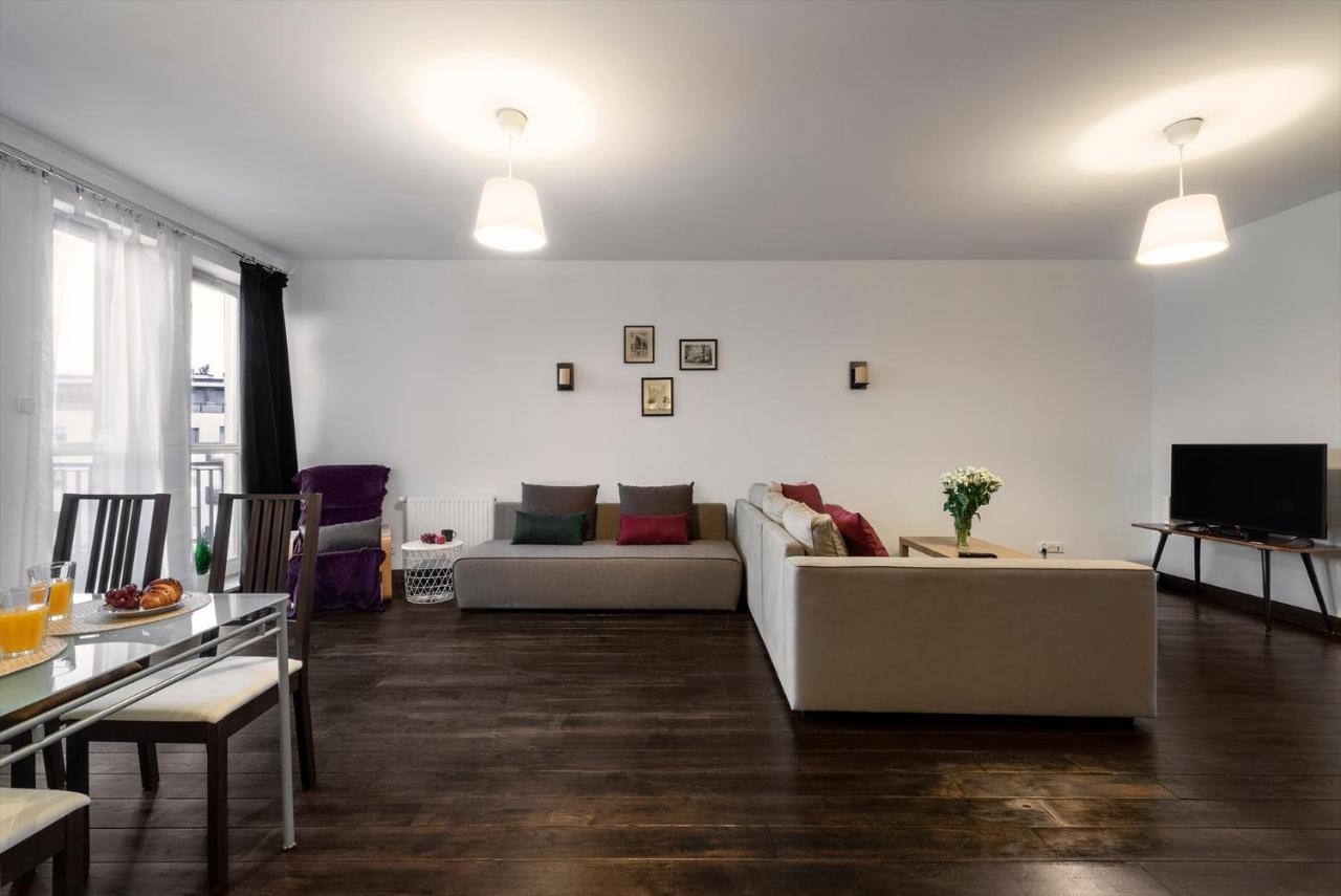 - Aparts Wilanów Ledóchowska Apartament *