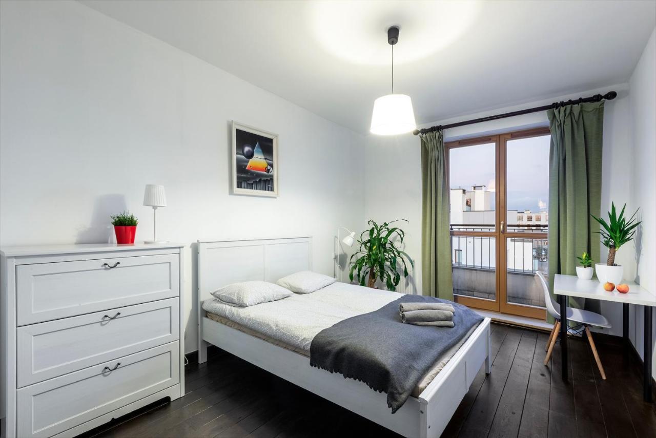 - Aparts Wilanów Ledóchowska Apartament *